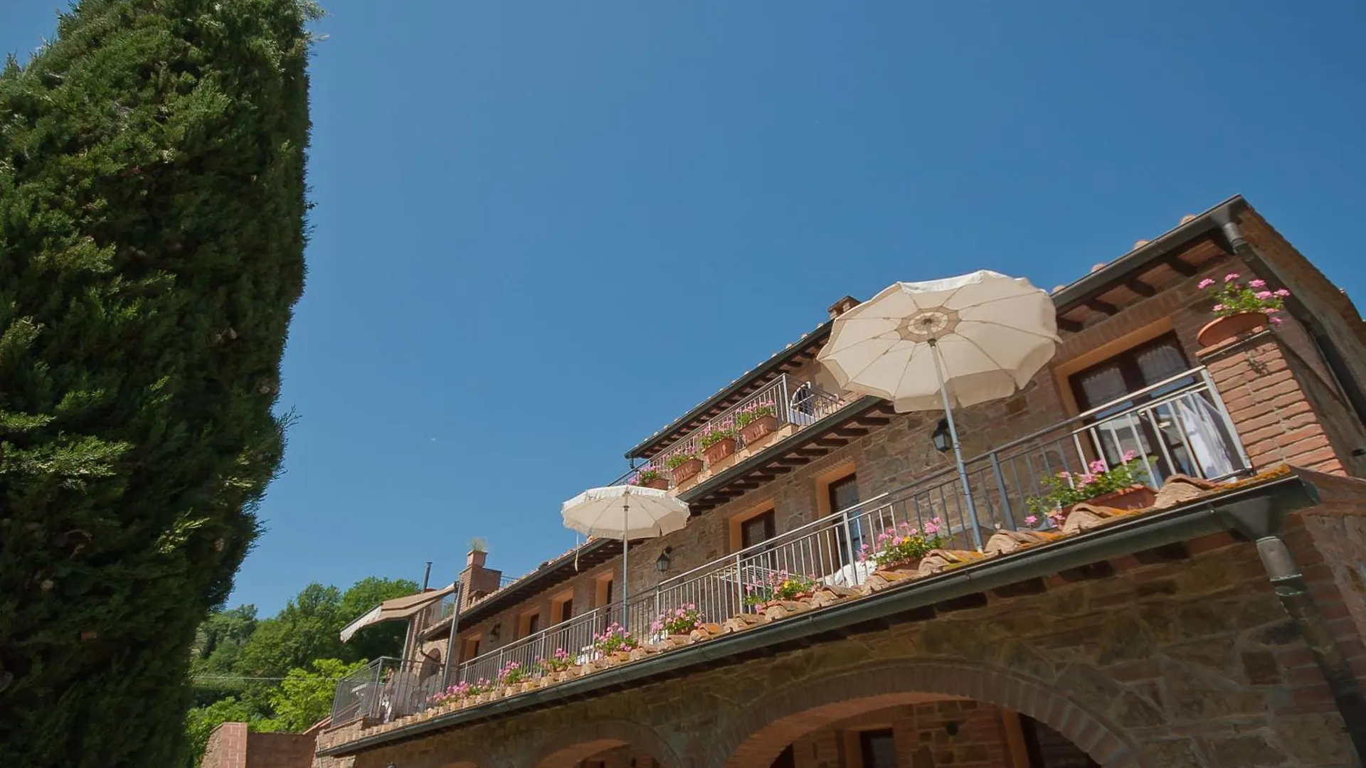 Casa Vacanze Santa Maria Aparthotel Montaione